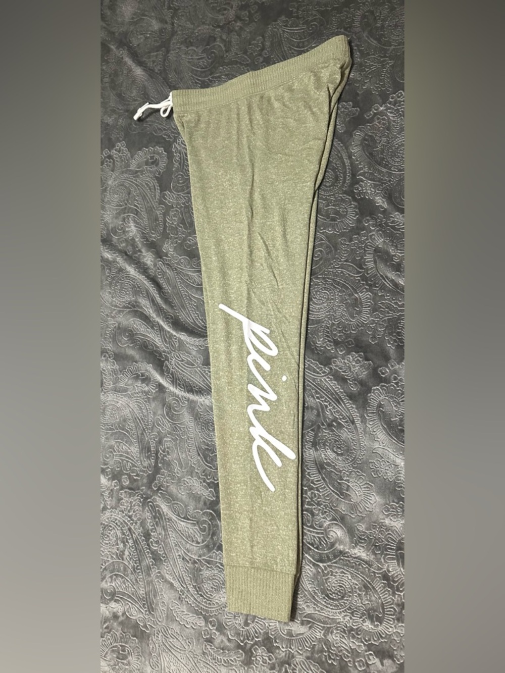 Victoria’s Secret PINK Green Sweatpants Size SMALL